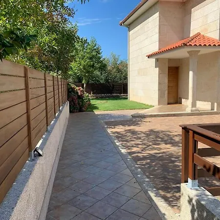 Amplio Unifamiliar Con Jardin A 10 M Playa * Baiona