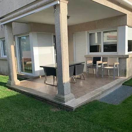 Amplio Unifamiliar Con Jardin A 10 M Playa Semesterbostad *